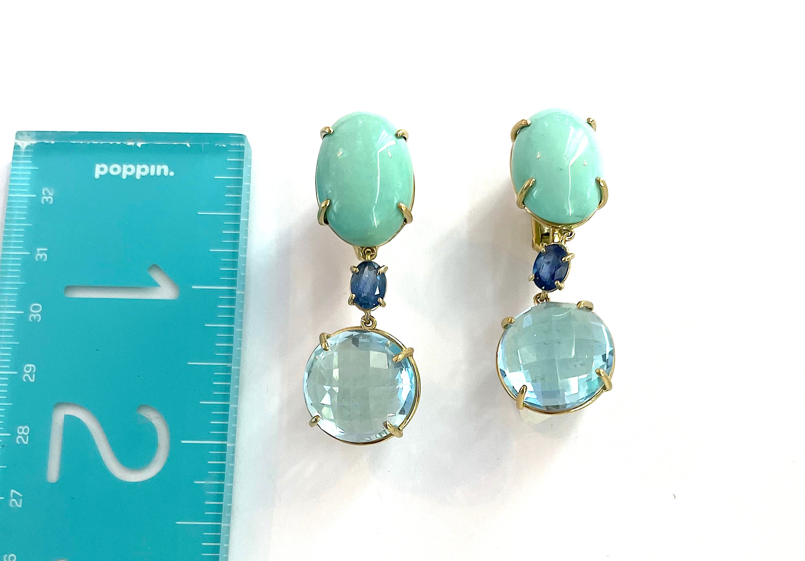 Elegant Gold Creole Earring by David Webb