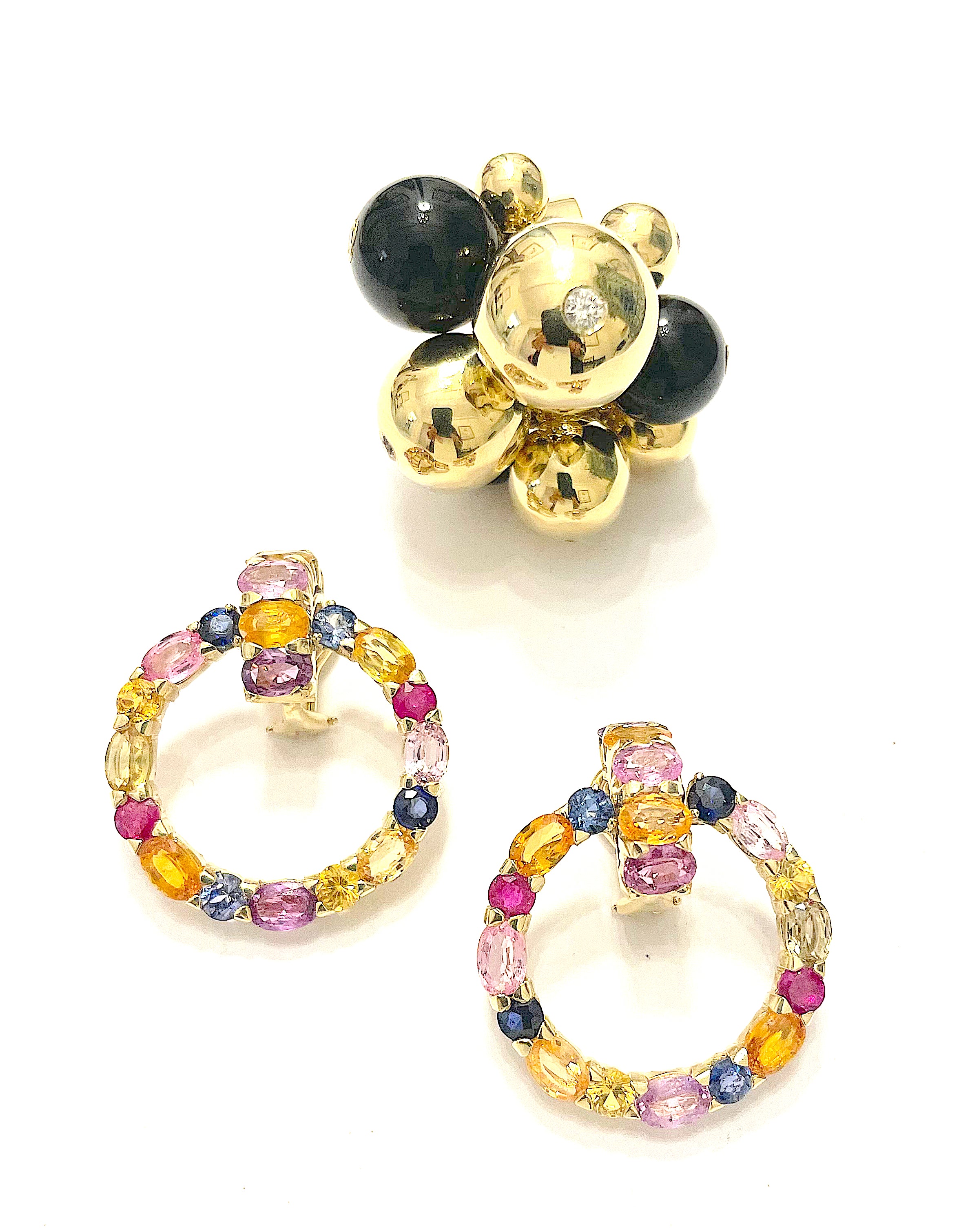 Grande GUM DROP™ Earrings with Garnet and Cabochon Garnet and Diamonds
