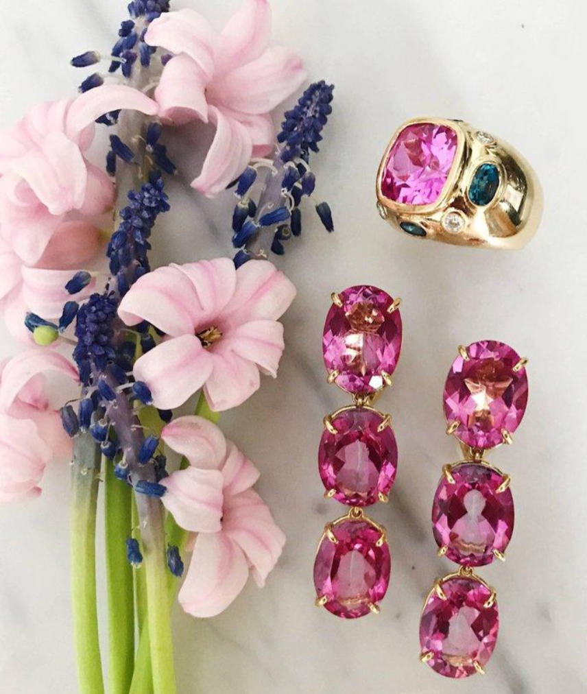 Rose Gold Bezel Set Dark Blue Topaz with Surrounding Pink Sapphire Ring