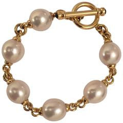 Pearl and Gold Chain Bracelet