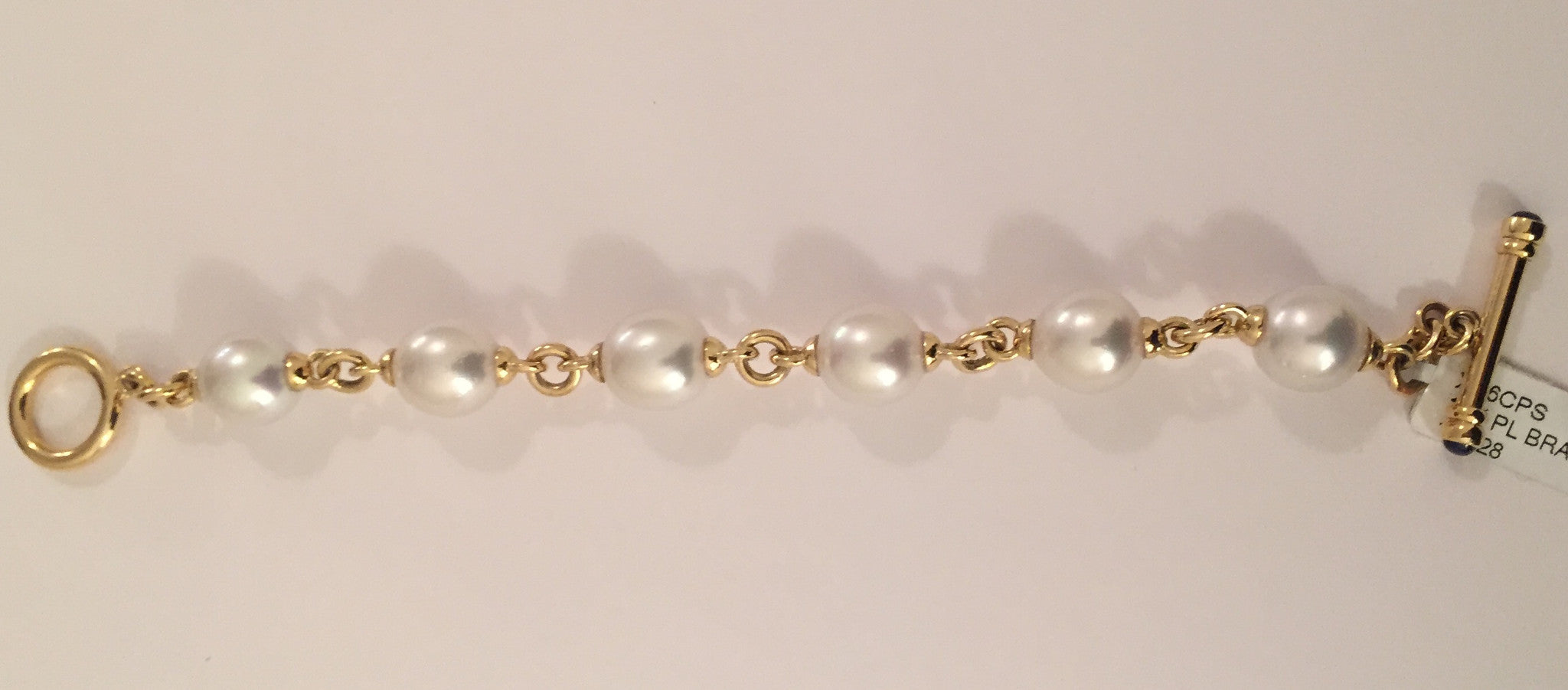 Pearl and Gold Chain Bracelet